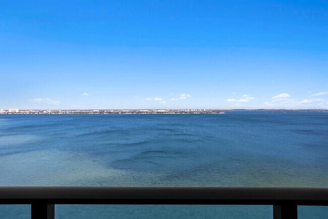 Building Photo - 3101 Bayshore Blvd