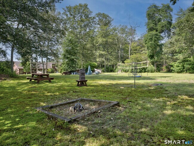Building Photo - 1 Island/A Frame Is