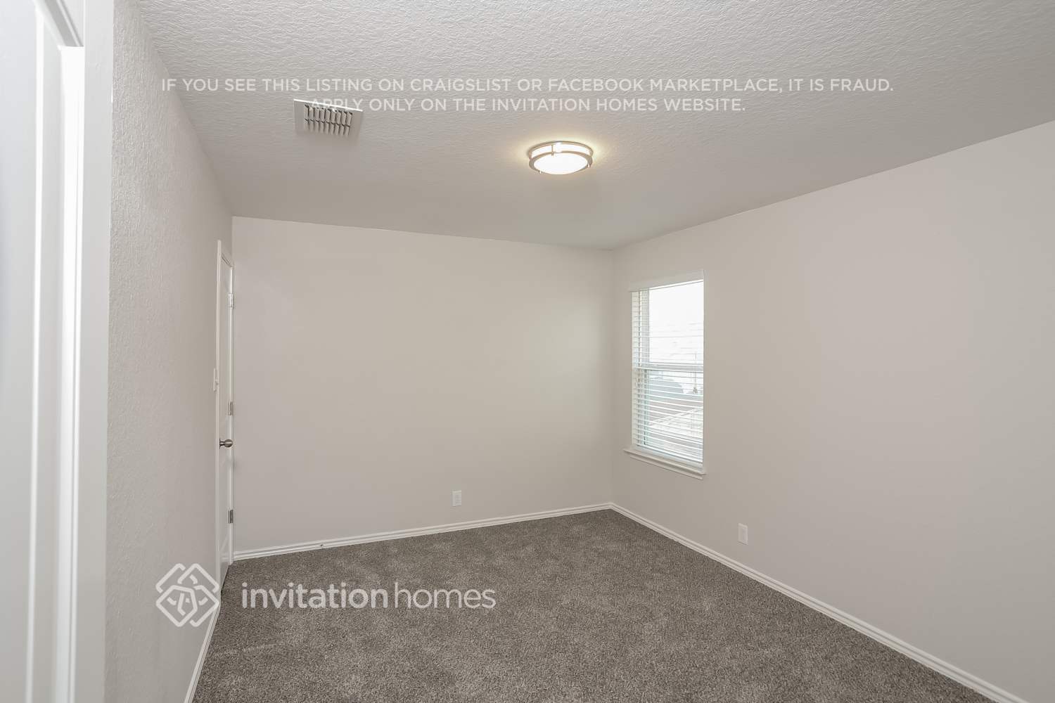 Building Photo - 8908 Ironwood Hill