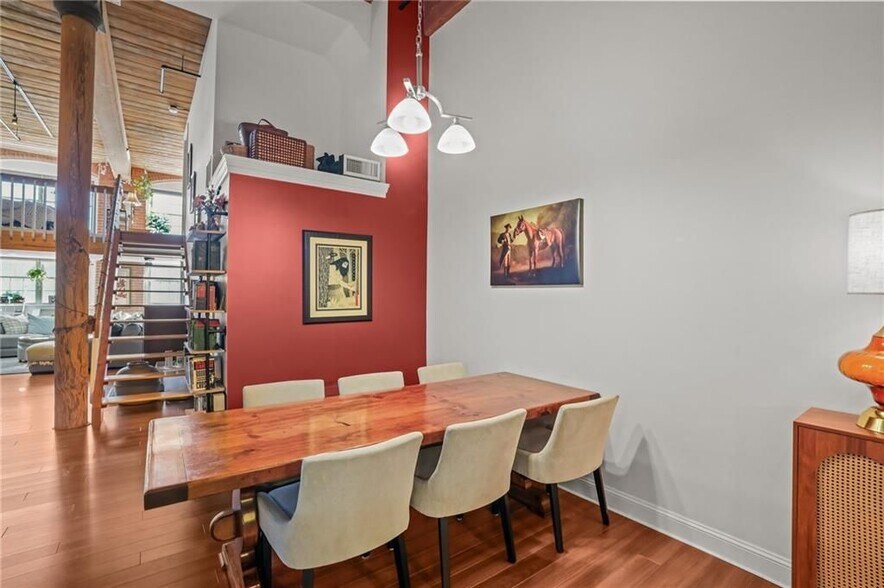 Building Photo - 1 Tupperware Dr