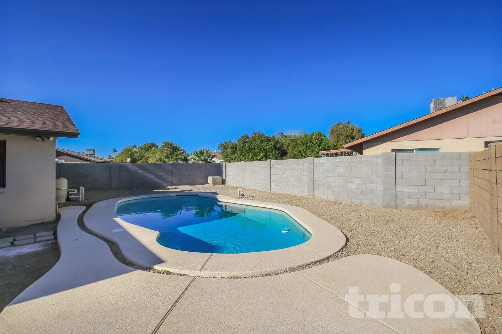 Building Photo - 5526 W Angela Dr