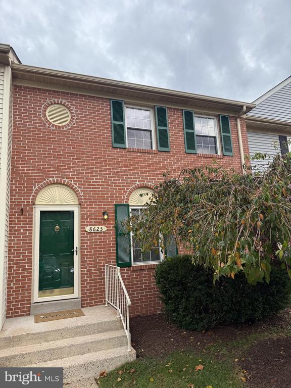 Primary Photo - 8625 Point of Woods Dr