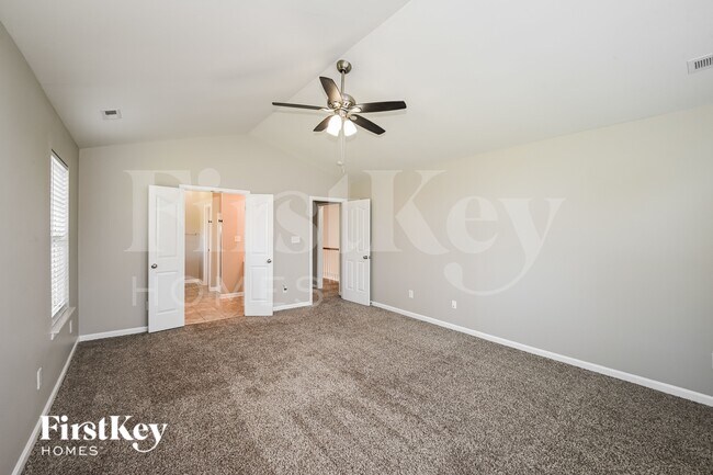 Building Photo - 13224 Greycrest Dr