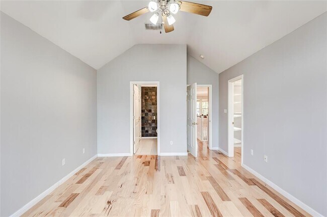Building Photo - 4501 Whispering Valley Dr