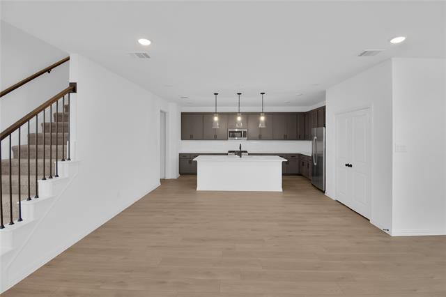 Building Photo - 14139 Gallatin St