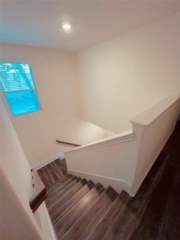 Building Photo - 103 E 15th St