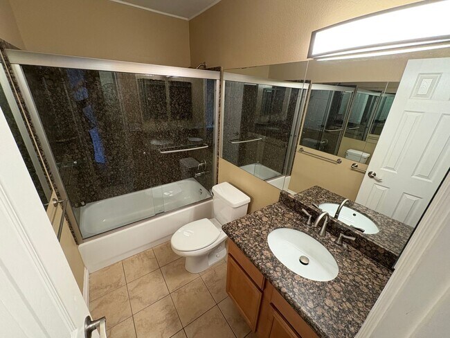 Building Photo - Modern 2-Bedroom Condo Near SDSU