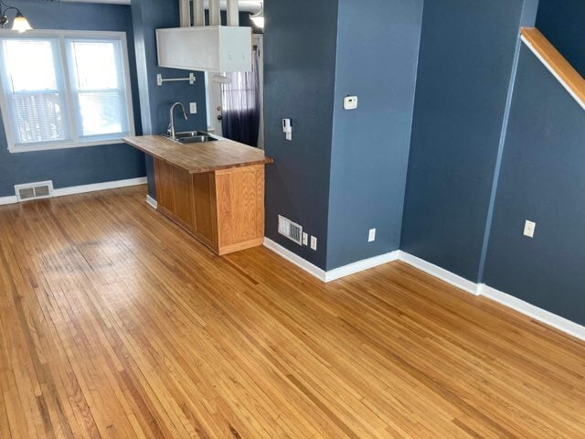 Building Photo - 954 Cleveland Ave S