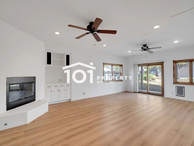 Building Photo - Spacious 4-Bedroom Home with 3 Bathrooms and a 2-Car Garage