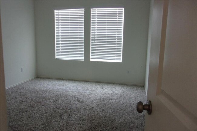 Building Photo - 6005 Toscana Trace