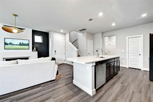 Building Photo - 7317 Travertine Spring Dr