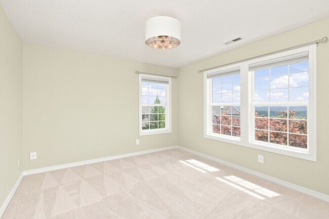 Building Photo - 11887 SW Aspen Ridge Dr