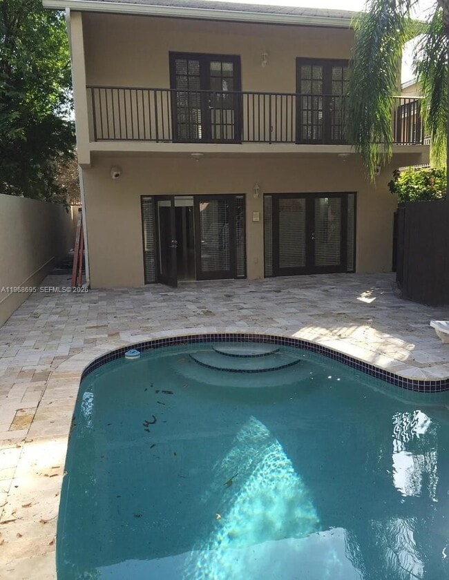 Building Photo - 3087 Shipping Ave