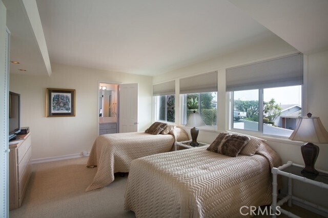 Building Photo - 1004 Emerald Bay