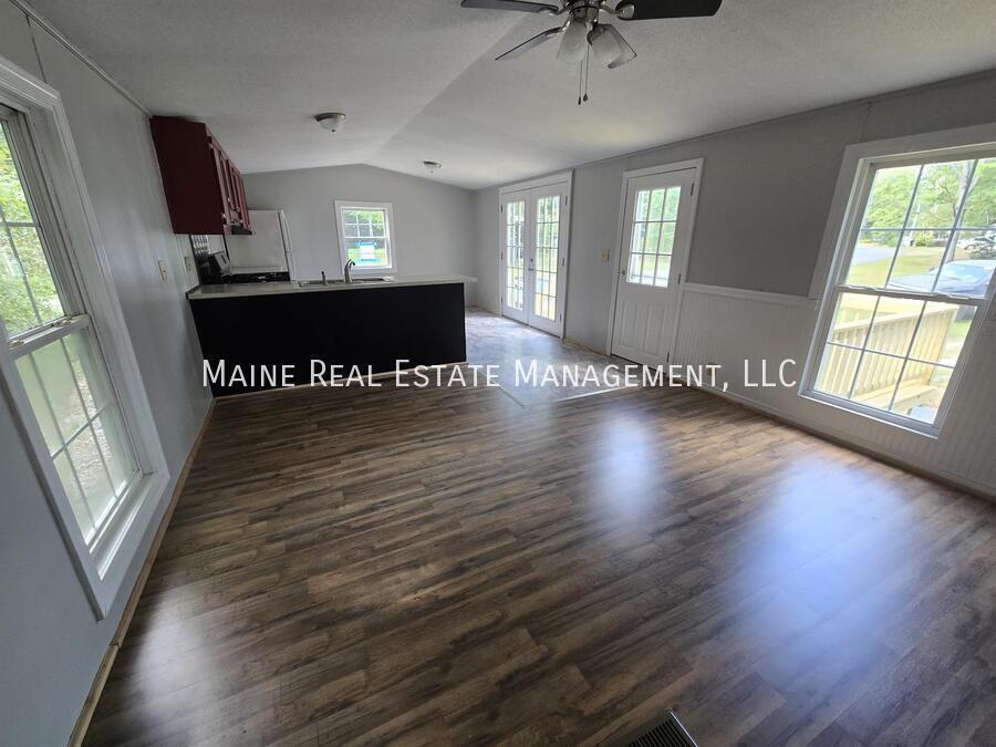 Building Photo - 51 Sweet Fern Dr