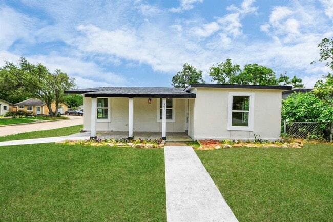 Building Photo - 501 Schilling Ave