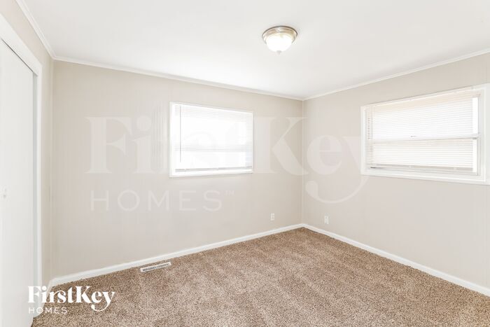 Building Photo - 1103 Cowden Dr