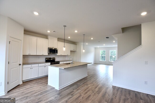 Building Photo - 2839 Rosehall Way