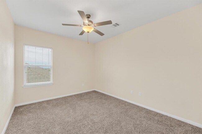 Building Photo - 16421 Pallazo Dr