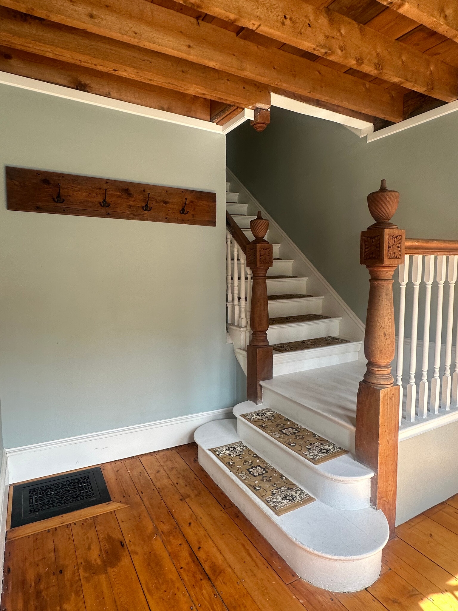 Common Entrance - 363 Concord Rd