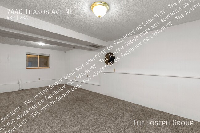 Building Photo - 7440 Thasos Ave NE