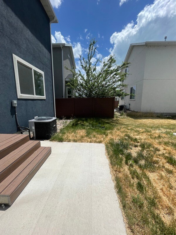 Building Photo - 521 N 20 W