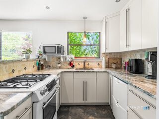 Building Photo - 3 Clemens Ct