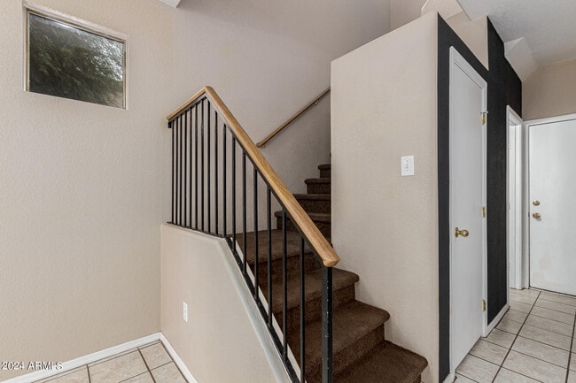 Building Photo - 1371 S Boulder St
