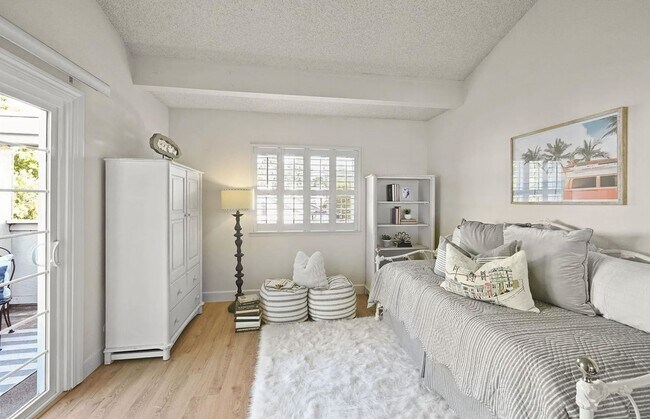 Building Photo - Cozy 3BD/2.5BA Single-Family Home Minutes from Downtown Pleasanton