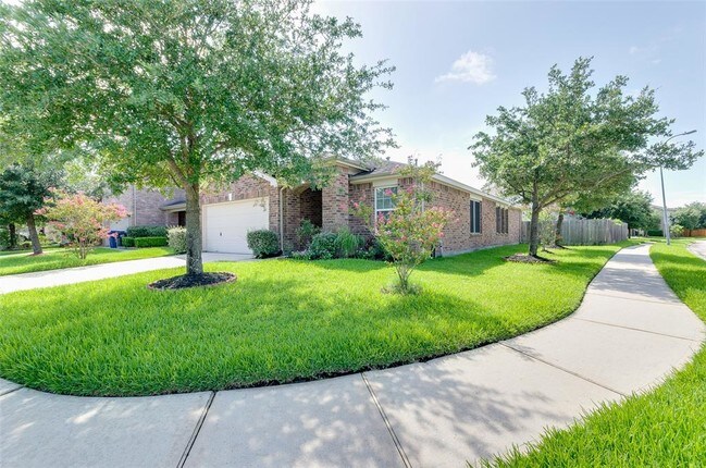 Building Photo - 3302 Legends Landing Dr