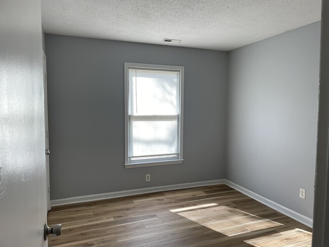 Building Photo - 5321 Hadrian Dr