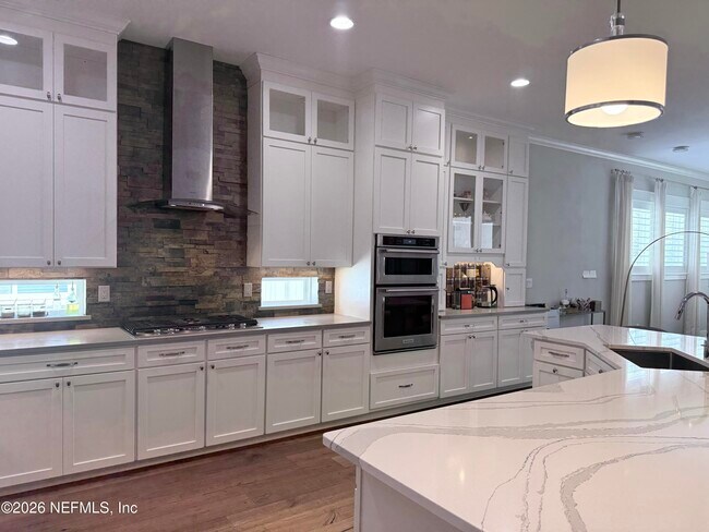 Building Photo - 161 Paradise Valley Dr