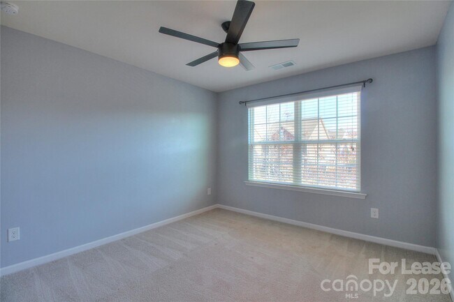 Building Photo - 4008 Silverwood Dr