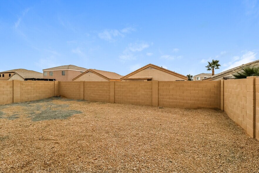 Building Photo - 12317 W Rosewood Dr