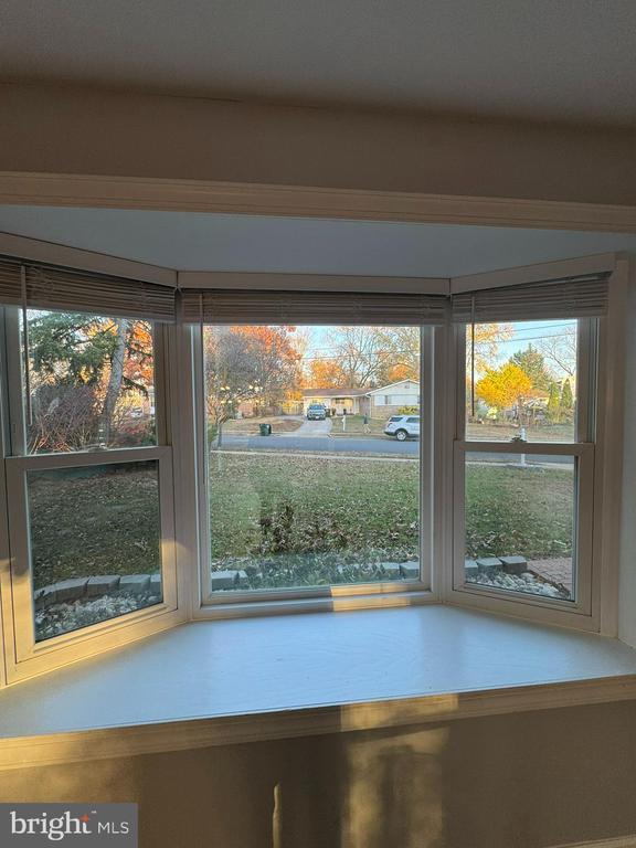 Building Photo - 6910 Ontario St