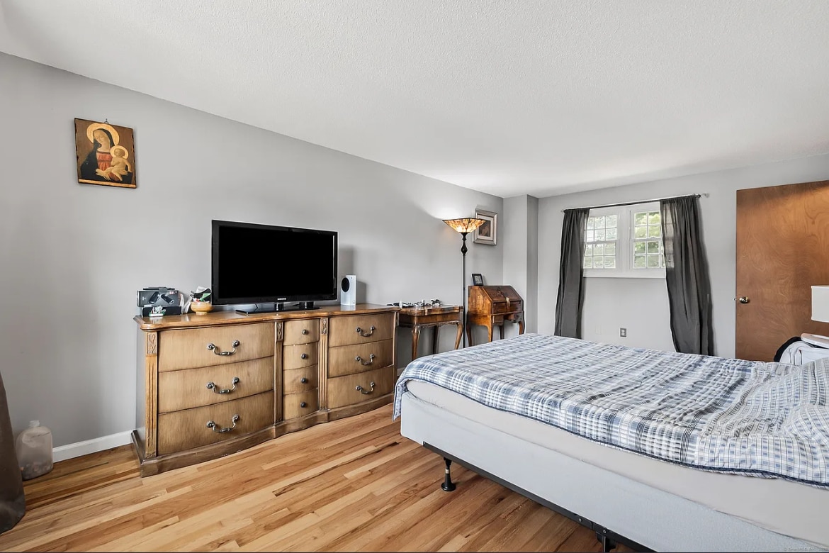 Building Photo - 1293 New Britain Ave