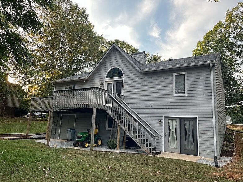 Building Photo - 2368 Bateman Bridge Rd