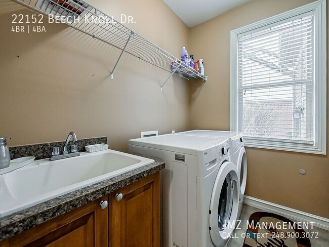 Building Photo - 22152 Beech Knoll Dr