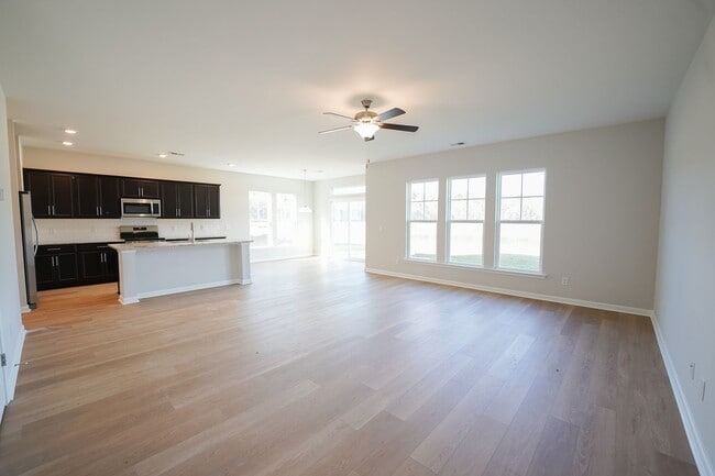 Building Photo - Available Soon!