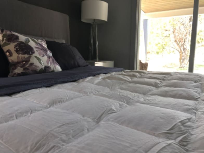 Building Photo - 1251 Canyon Shores