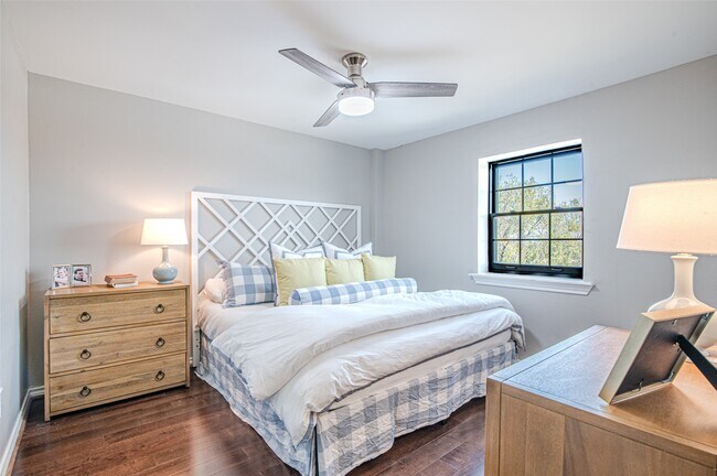 Building Photo - 1100 Harvard St