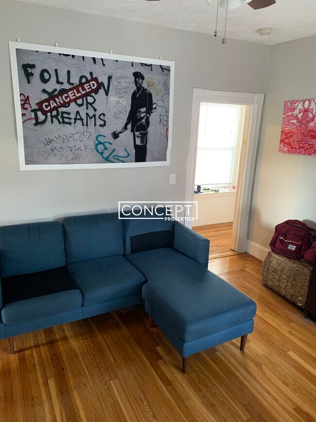 Building Photo - 900 Mass Ave. Unit 8CP