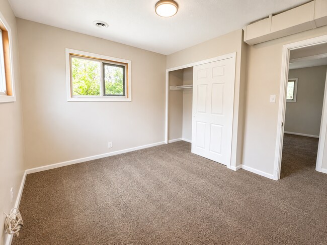 Building Photo - Cozy Columbus Home with Yard and Convenient Location