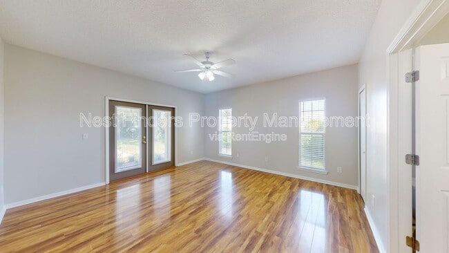 Building Photo - 211 Jardin De Mer Pl