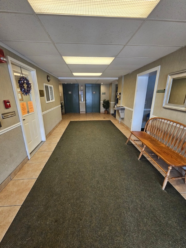 Building Photo - 1380 Arbor Ave SE