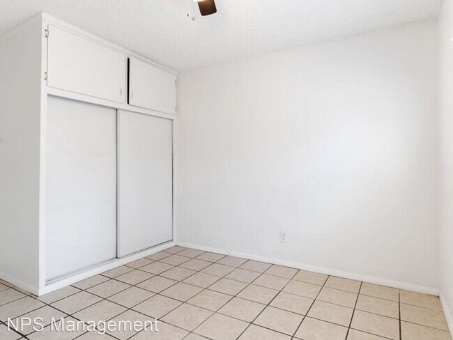 Building Photo - 3 br, 1 bath Apartment - 409 South Harris ...
