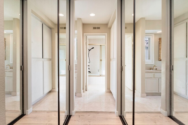 Building Photo - 369 Avenida Granada St