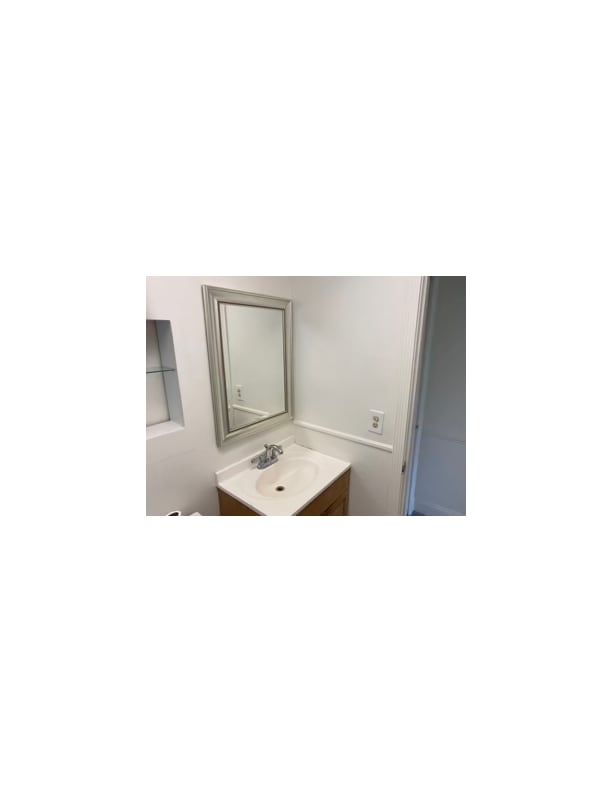 BATHROOM 1 - 608 NW 13th St