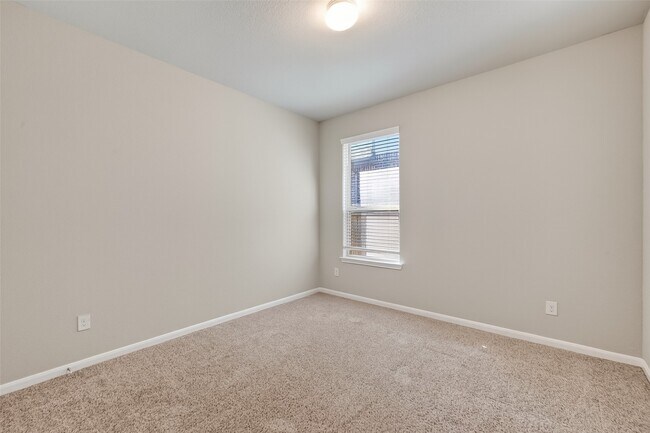 Building Photo - 5810 Metaphor Wy