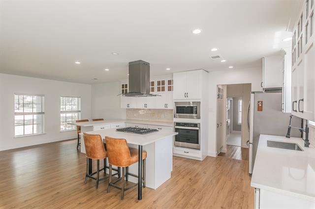 Building Photo - 3909 Trail Lake Dr